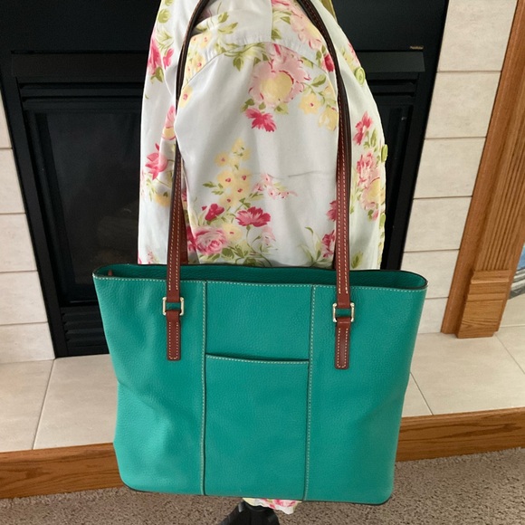 Dooney & Bourke Lexington Pebble Grain Leather Crossbody - Picture 3 of 14